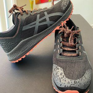 Asics Trail Running Shoes